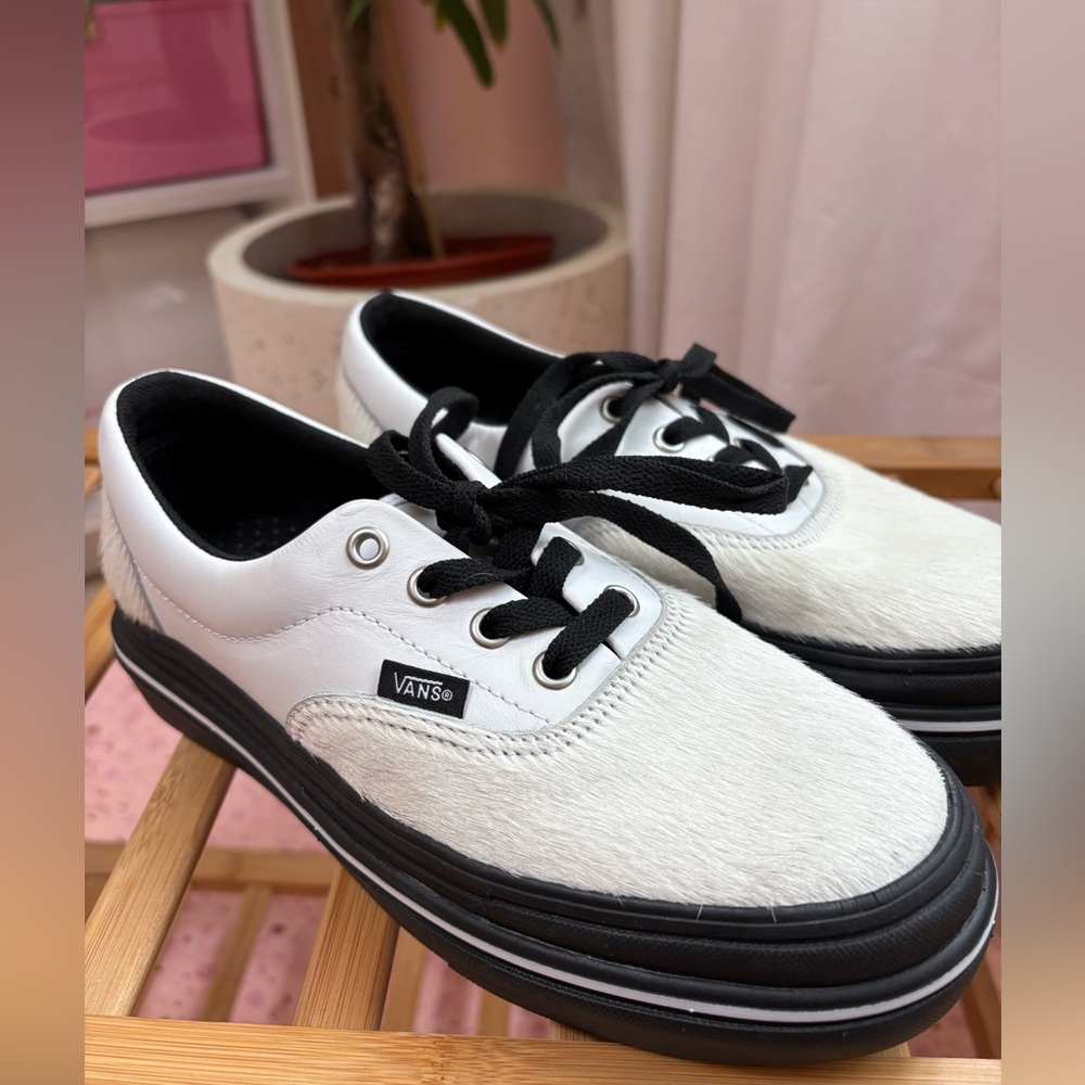 Vans calf hair creeper style sneakers Women’s size 7